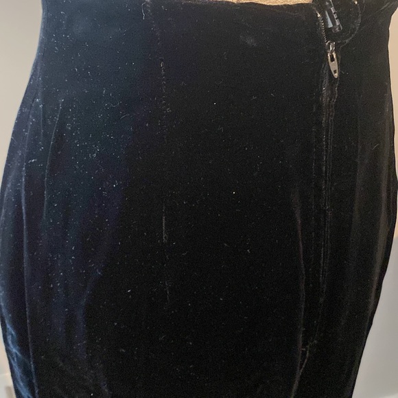 Vintage Black Velvet Pencil Skirt size 10 - Picture 3 of 7